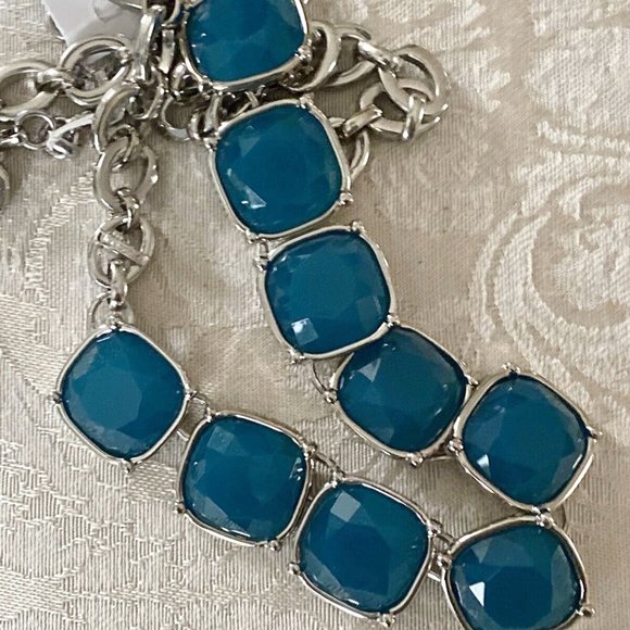 Lia Sophia Necklace Infinitme Large Aqua Crystals w/ Lia Clasp NWOT 16501 - Picture 3 of 5